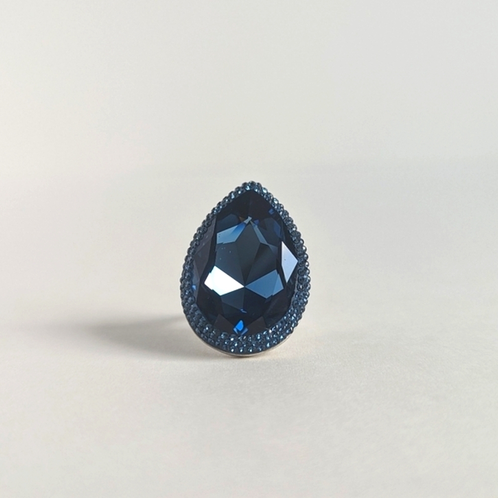 Blue Pear-Shape Facetted Glass Sterling Silver Pave Halo, Shoulders Ring sz9 - Picture 5 of 13